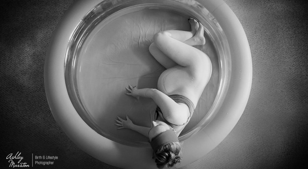 Water Birth Everything You Need To Know Including The Pros And Cons